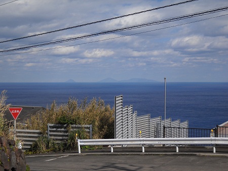 八丈島関係 青ヶ島に暮らす 1 0のシンプルライフ